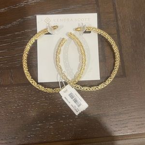 NWT Kendra Scott Gold Hoops